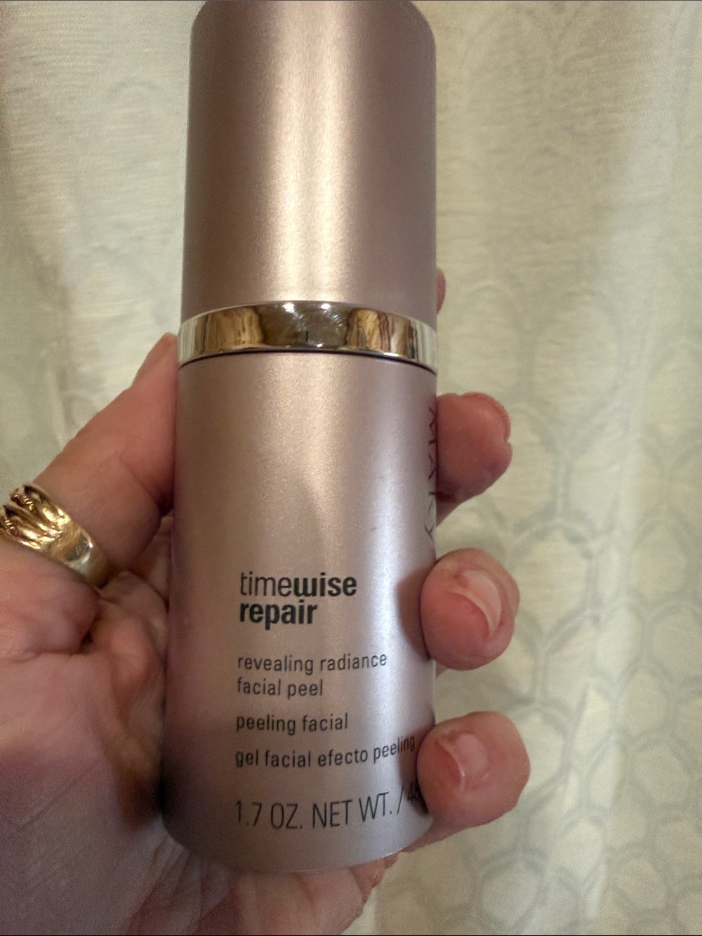 Mary Kay TimeWise Repair Revealing Radiance Facial Peel - Rose Gold Bottle